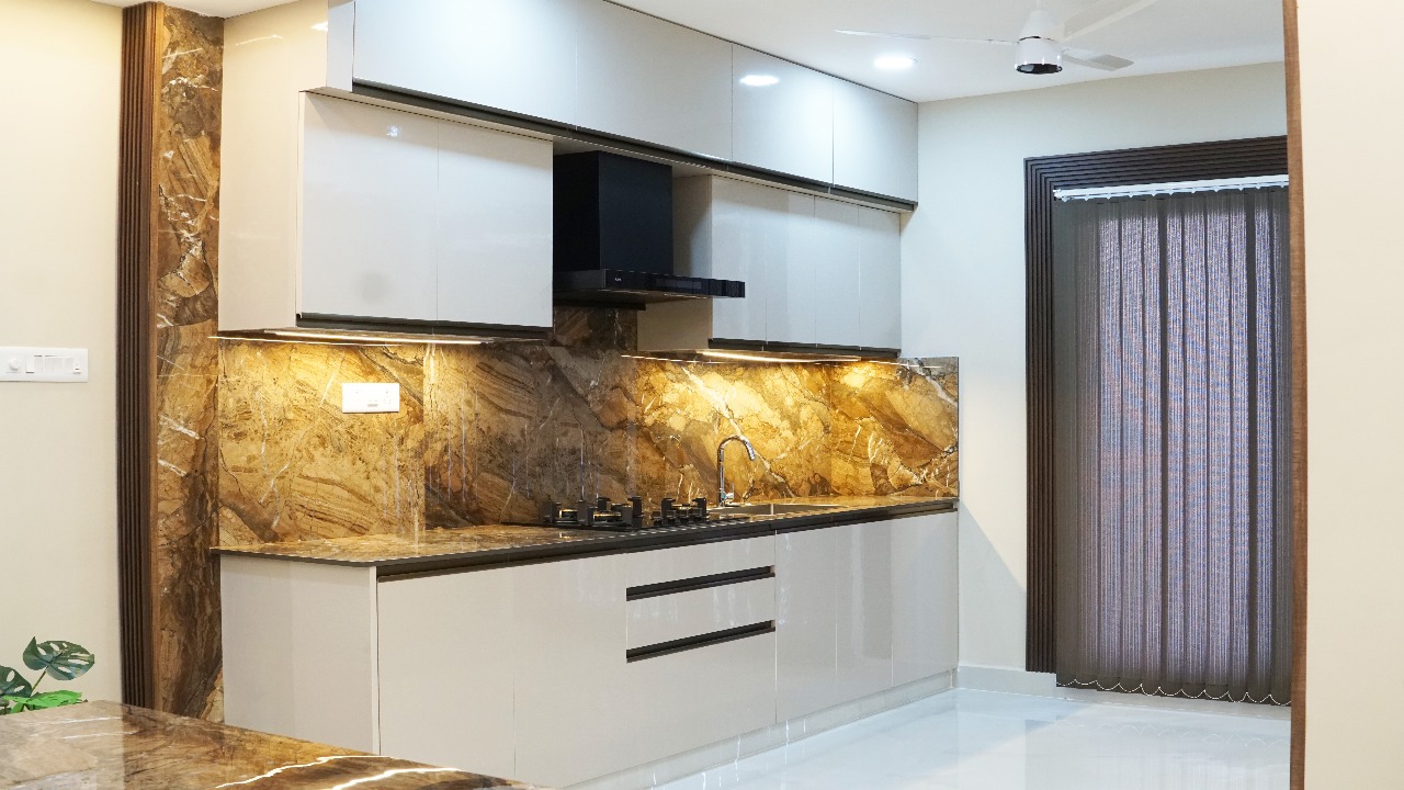 Elite Suite Kitchen - Kodali Guest Suites